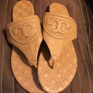 Tory Burch Fleming Quilted Leather Thong Flats